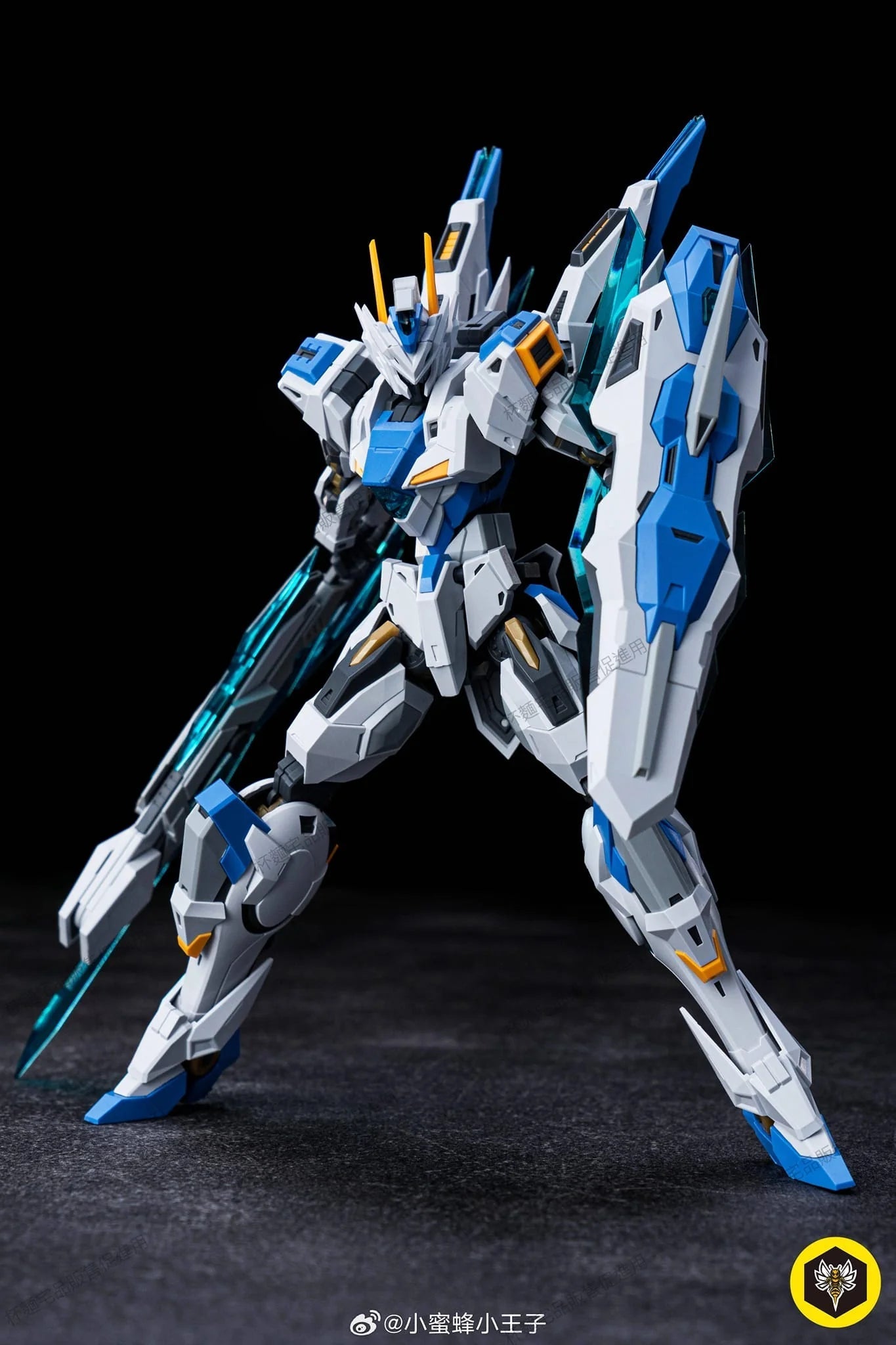 SNAA 1/144 God Guardian Gawain Model Kits