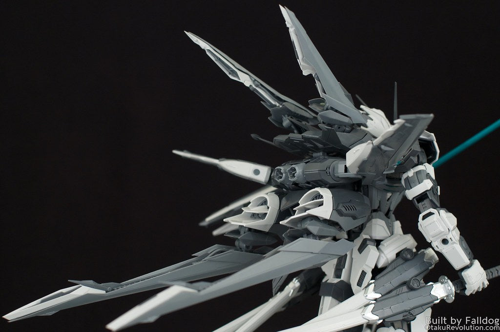 Nilson Work PG 1/60 ZGMF-X12 Gundam Astray Grey Frame Model Kit w/ Katana & Jetpack Model Kits