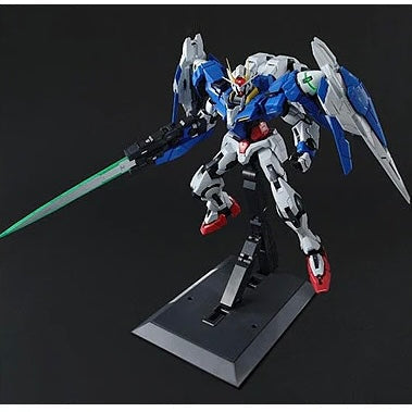 Bandai PG 00 Raiser 1/60 Model Kits