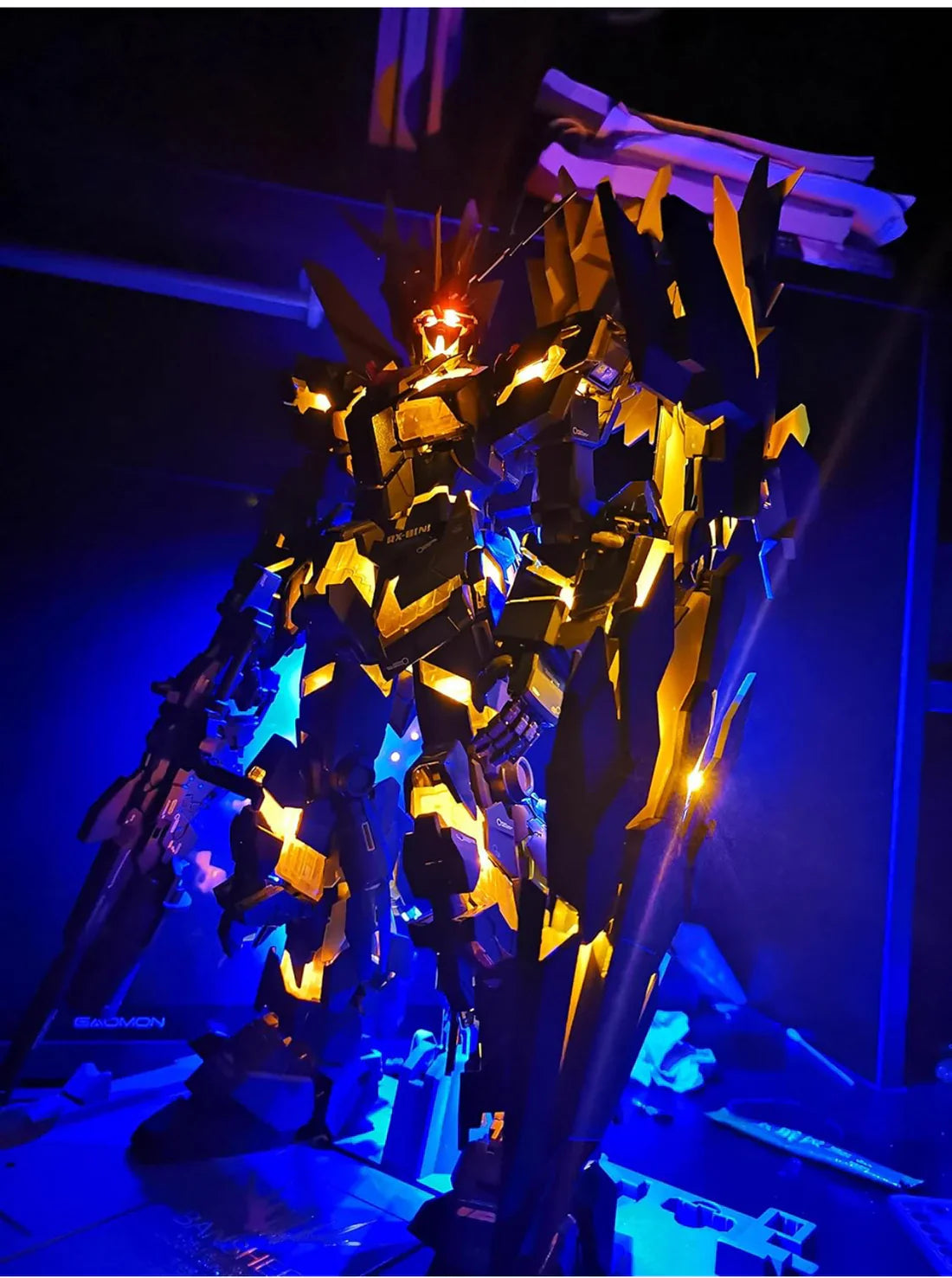Kosmos Extreme Series Lighting Kit for PG UNICORN GUNDAM 02 BANSHEE NORN Option 2 [Main Body + 1 Large Shield + Mane + Claw Cannon] Model Kits Accessories