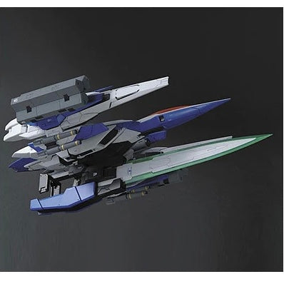 Bandai PG 00 Raiser 1/60 Model Kits