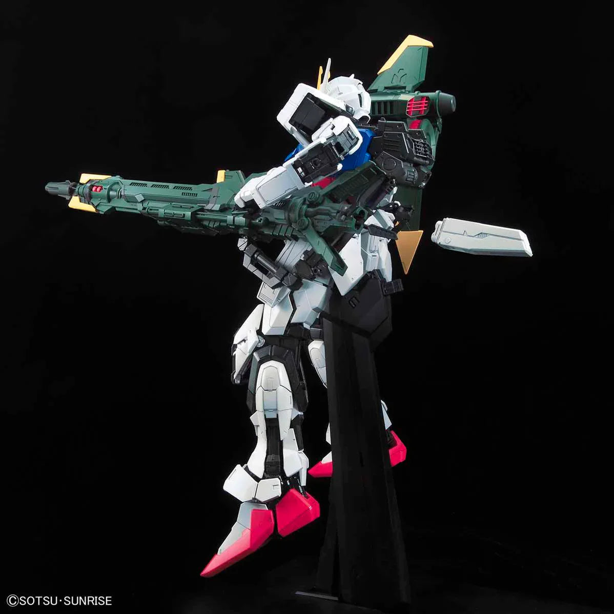 Bandai PG Perfect Strike Gundam 1/60 Model Kits